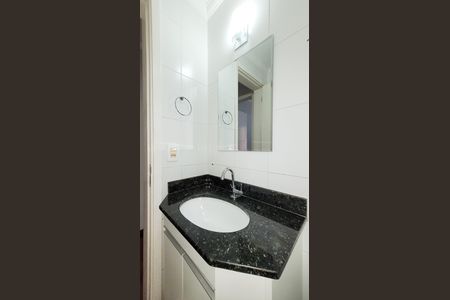Apartamento para alugar com 65m², 2 quartos e 2 vagasBanheiro