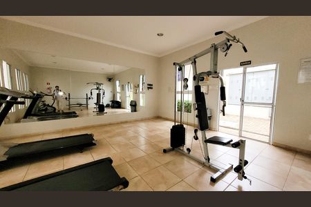 Apartamento para alugar com 65m², 2 quartos e 2 vagasÁrea comum - Academia