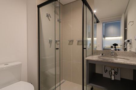 Studio para alugar com 25m², 1 quarto e sem vaga Studio para alugar com 25m², 1 quarto e sem vagaBanheiro