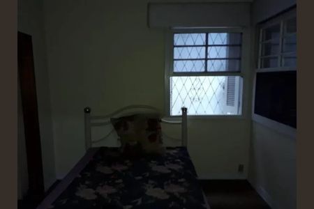 Casa à venda com 260m², 4 quartos e 5 vagas Casa à venda com 260m², 4 quartos e 5 vagasQuarto