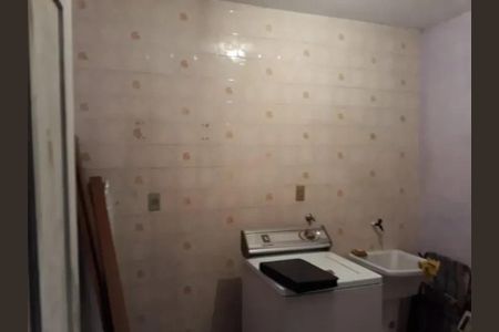 Casa à venda com 260m², 4 quartos e 5 vagas Casa à venda com 260m², 4 quartos e 5 vagasÁrea de serviço