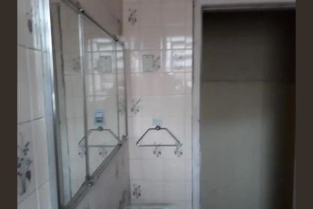 Casa à venda com 260m², 4 quartos e 5 vagas Casa à venda com 260m², 4 quartos e 5 vagasBanheiro