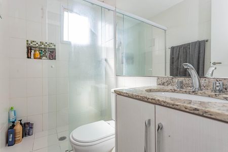 Apartamento à venda com 63m², 2 quartos e 2 vagasBanheiro da Suíte