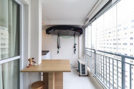 Apartamento à venda com 60m², 2 quartos e 1 vagaVaranda da Sala