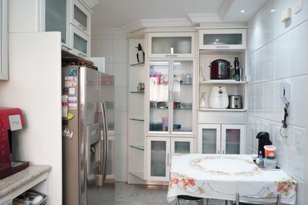 Apartamento à venda com 168m², 3 quartos e 3 vagasCozinha