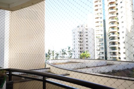 Apartamento à venda com 168m², 3 quartos e 3 vagasSacada Suíte 1