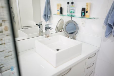 Apartamento à venda com 168m², 3 quartos e 3 vagasBanheiro Suíte 1