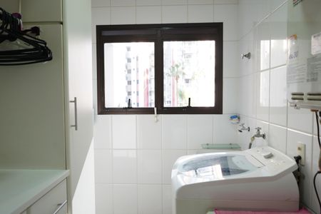 Apartamento à venda com 168m², 3 quartos e 3 vagasÁrea de Serviço