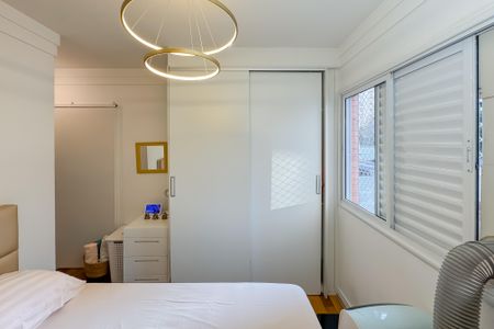 Apartamento à venda com 90m², 3 quartos e 2 vagasSuíte