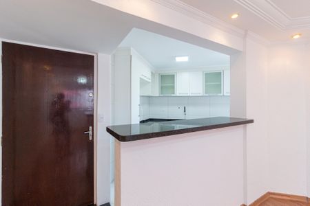Apartamento à venda com 57m², 2 quartos e 1 vaga Apartamento à venda com 57m², 2 quartos e 1 vagaCozinha e Área de Serviço