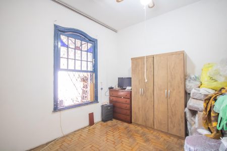 Casa à venda com 250m², 3 quartos e 6 vagasQuarto 2