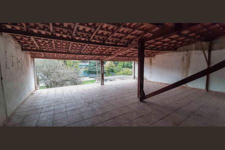 Casa à venda com 250m², 3 quartos e 6 vagas