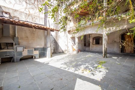 Casa à venda com 250m², 3 quartos e 6 vagasGaragem