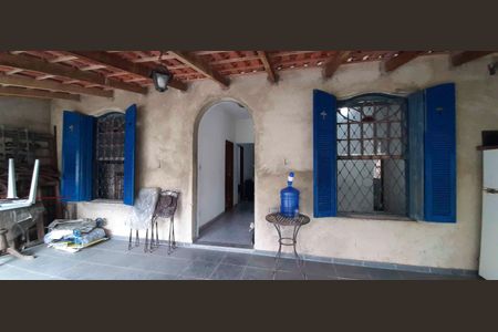 Casa à venda com 250m², 3 quartos e 6 vagas