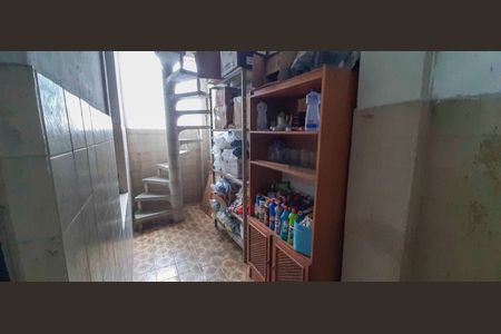 Casa à venda com 250m², 3 quartos e 6 vagas