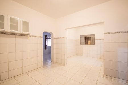 Casa à venda com 250m², 3 quartos e 6 vagasCozinha