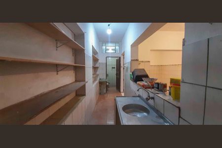 Casa à venda com 250m², 3 quartos e 6 vagas