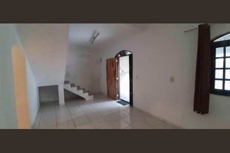 Casa à venda com 250m², 3 quartos e 6 vagas