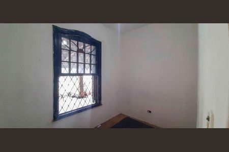 Casa à venda com 250m², 3 quartos e 6 vagas Casa à venda com 250m², 3 quartos e 6 vagasQuarto 1