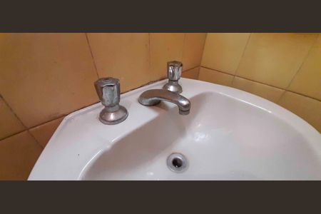 Casa à venda com 250m², 3 quartos e 6 vagas