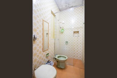 Casa à venda com 250m², 3 quartos e 6 vagasBanheiro 2