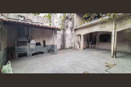 Casa à venda com 250m², 3 quartos e 6 vagas Casa à venda com 250m², 3 quartos e 6 vagasEspaço Gourmet