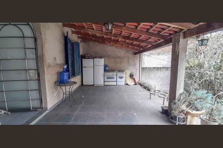 Casa à venda com 250m², 3 quartos e 6 vagas