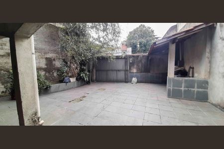 Casa à venda com 250m², 3 quartos e 6 vagas