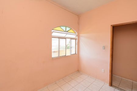 Casa à venda com 200m², 6 quartos e 3 vagasQuarto 2