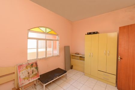 Casa à venda com 200m², 6 quartos e 3 vagasQuarto 1