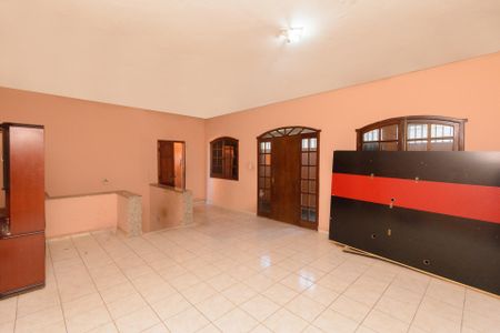 Casa à venda com 200m², 6 quartos e 3 vagasSala 2