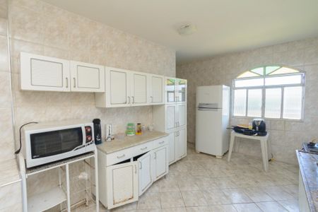 Casa à venda com 200m², 6 quartos e 3 vagasCozinha