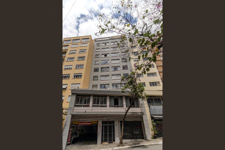 Apartamento para alugar com 69m², 1 quarto e sem vaga Apartamento para alugar com 69m², 1 quarto e sem vagaFachada
