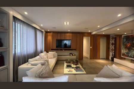 Apartamento à venda com 221m², 4 quartos e 4 vagas Apartamento à venda com 221m², 4 quartos e 4 vagasSala