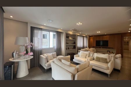 Apartamento à venda com 221m², 4 quartos e 4 vagas Apartamento à venda com 221m², 4 quartos e 4 vagasSala