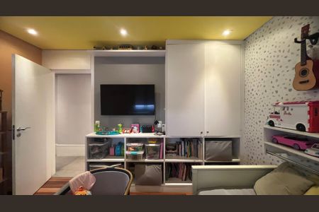 Apartamento à venda com 221m², 4 quartos e 4 vagas Apartamento à venda com 221m², 4 quartos e 4 vagasSuíte 1