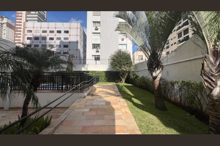 Apartamento à venda com 221m², 4 quartos e 4 vagas Apartamento à venda com 221m², 4 quartos e 4 vagasÁrea comum