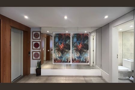 Apartamento à venda com 221m², 4 quartos e 4 vagas Apartamento à venda com 221m², 4 quartos e 4 vagasSala