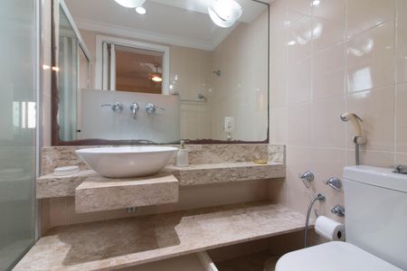 Apartamento à venda com 77m², 3 quartos e 1 vagaBanheiro da Suíte