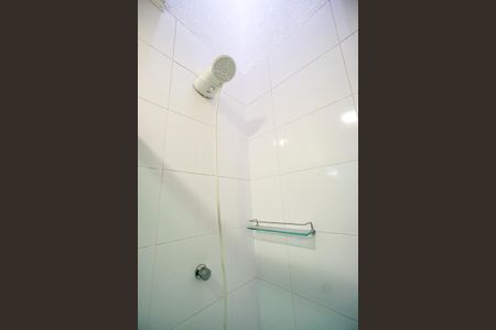 Casa à venda com 165m², 3 quartos e 4 vagasBanheiro da suíte 02