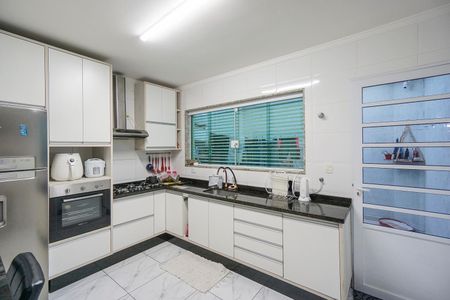 Casa à venda com 165m², 3 quartos e 4 vagasCozinha