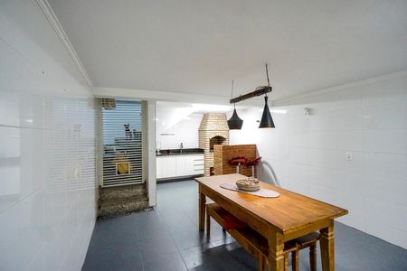 Casa à venda com 165m², 3 quartos e 4 vagasÁrea gourmet 1