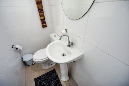 Casa à venda com 165m², 3 quartos e 4 vagasLavabo da Área gourmet 2