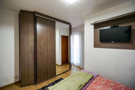 Casa à venda com 165m², 3 quartos e 4 vagasSuíte 03