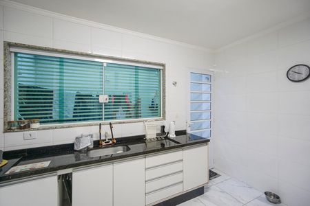 Casa à venda com 165m², 3 quartos e 4 vagasCozinha