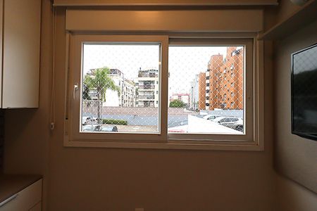 Suíte de apartamento para alugar com 3 quartos, 66m² em Jardim Lindóia, Porto Alegre