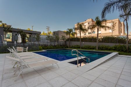 Apartamento à venda com 66m², 3 quartos e 1 vagaÁrea comum - Piscina