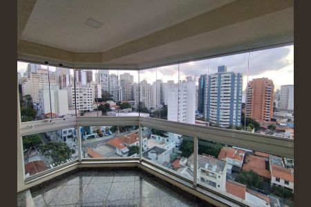 Apartamento para alugar com 220m², 4 quartos e 3 vagasVaranda gourmet