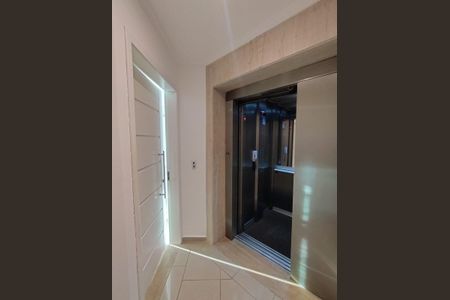 Apartamento para alugar com 220m², 4 quartos e 3 vagasEntrada Social