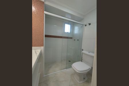 Apartamento para alugar com 220m², 4 quartos e 3 vagasBanheiro do Quarto 2
